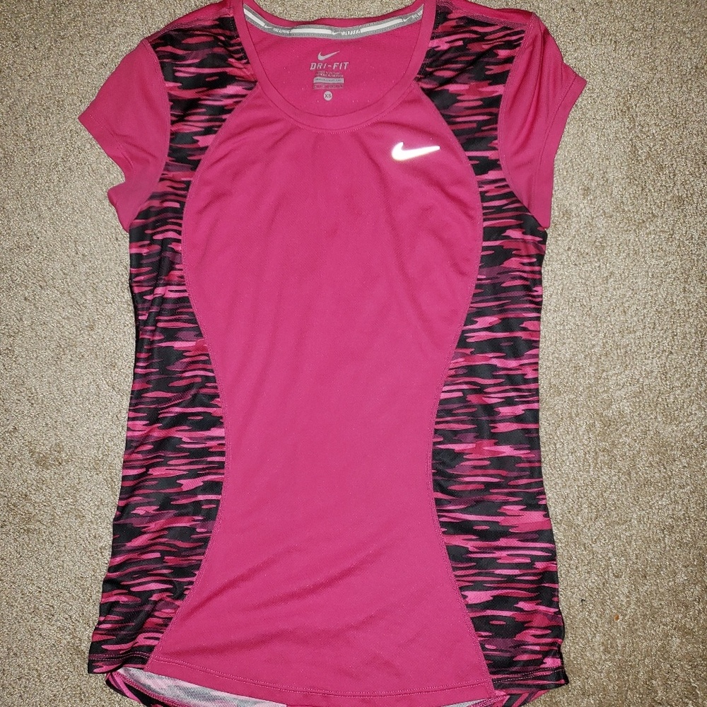 Nike dry fit top